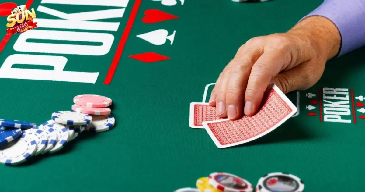 Luật bài poker cơ bản: Các loại hình poker và luật chơi